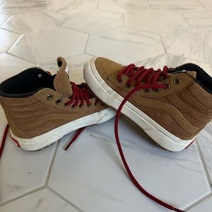 Used kids vans size: 12